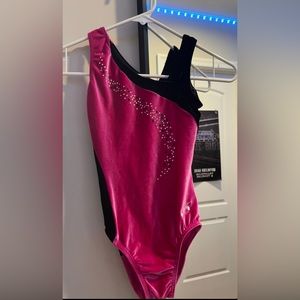 gymnastics leotard size xs with sequins, hardly worn